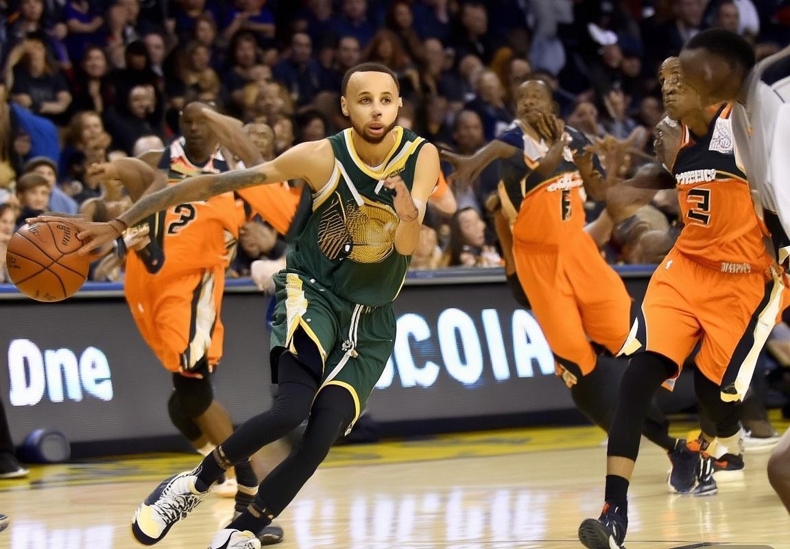 勇士爵士季前赛：库里31分领航，勇士险胜爵士(图2)